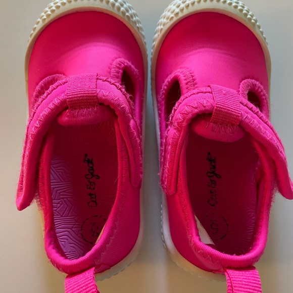 Velcro Swim Shoes - Picture 3 of 7
